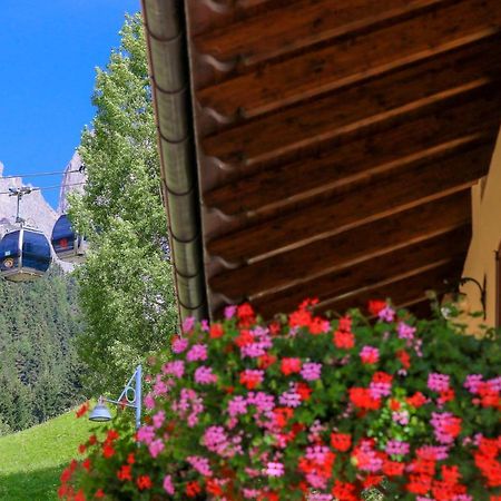 Appartamenti Cesa Crepa Neigra Canazei Exteriör bild