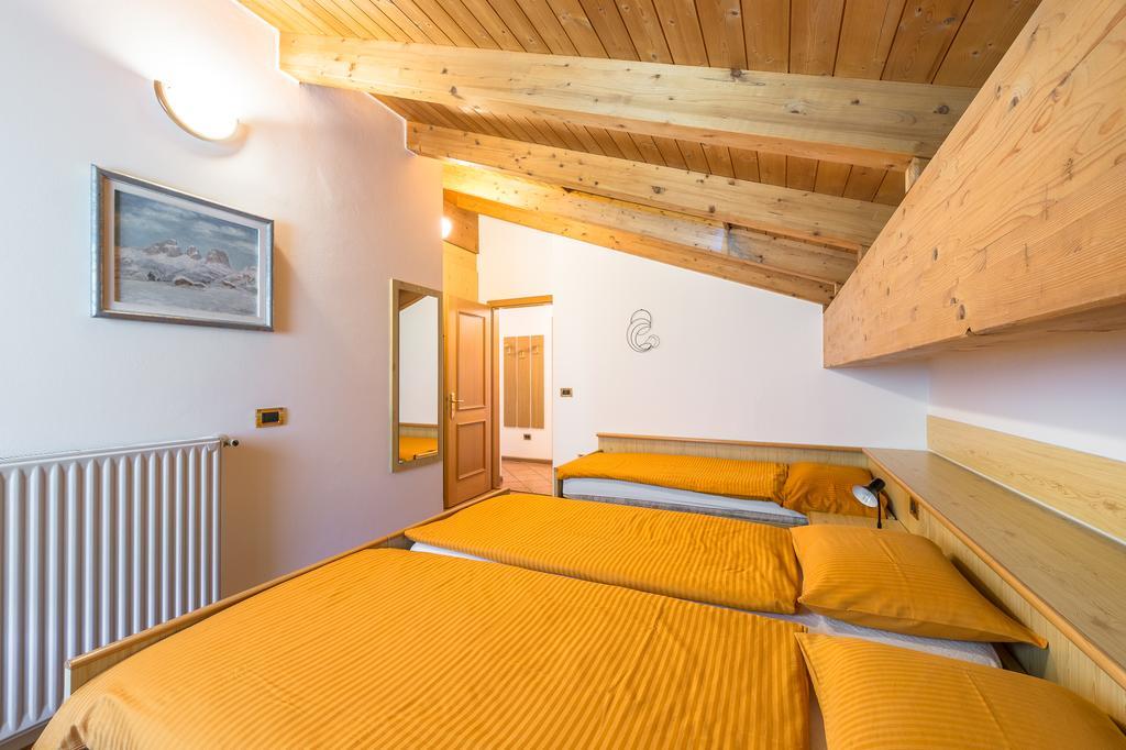 Appartamenti Cesa Crepa Neigra Canazei Exteriör bild