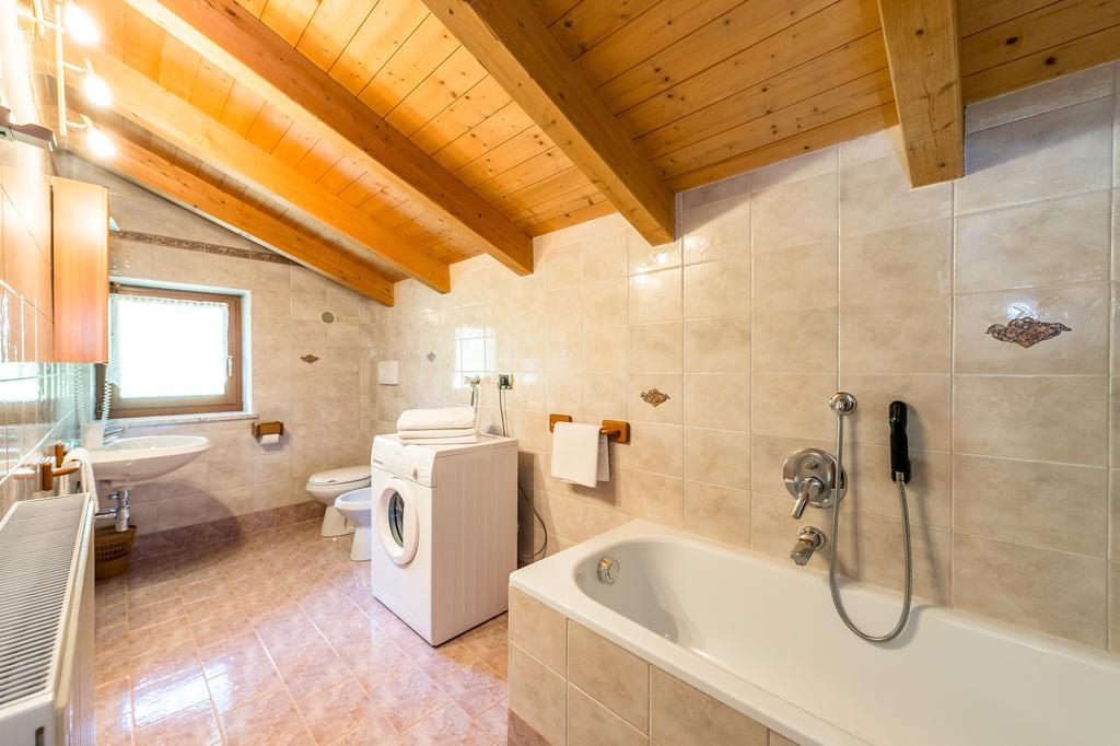 Appartamenti Cesa Crepa Neigra Canazei Exteriör bild